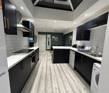 1 bedroom in a house share to rent - Photo 6