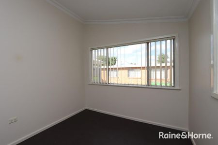 178 Stewart Street, Bathurst, NSW 2795 - Photo 5