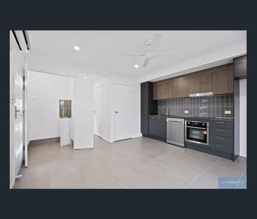 🏡 Comfortable Unit Living in Morayfield - Photo 5