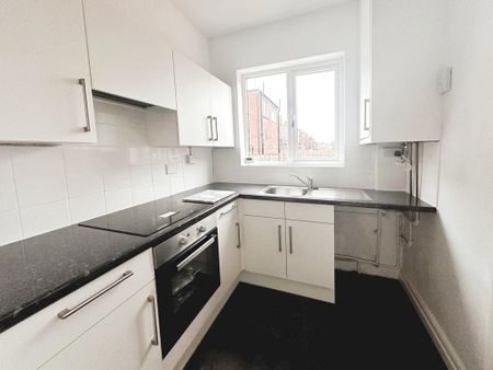 2 bedroom terraced house to rent - Photo 5