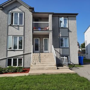 À Louer – 5 ½ (3 Chambres) – Sainte Anne - Photo 2