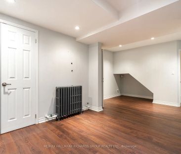 Detached Home For Lease | E9036091 - Photo 1