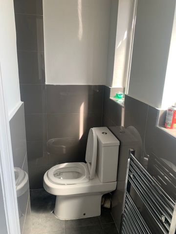 Room in a Shared House, Endersleigh Gardens, NW4 - Photo 4