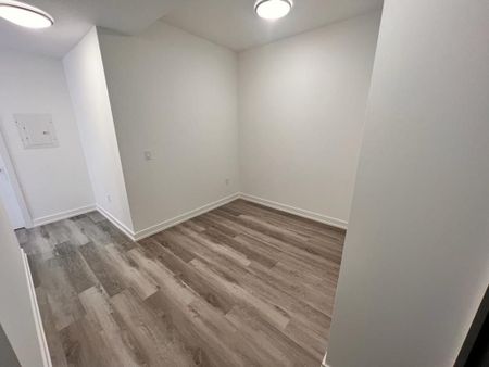 For Lease - 15 Wellington Street Unit# 2710, Kitchener, Ontario - Photo 5