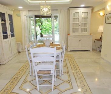 Detached Villa in Nueva Andalucía - Photo 3