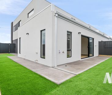 696 Grand Boulevard, Mickleham VIC 3064 - Townhouse For Rent | Domain - Photo 2