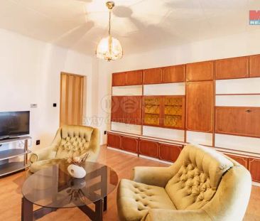 Pronájem bytu 2+1 v Aši, ul. Horova - Photo 1