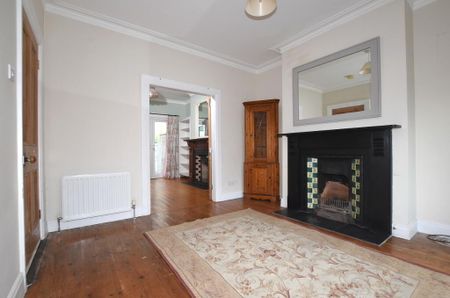 55 Groomsport Road, Bangor, BT20 5LP - Photo 2