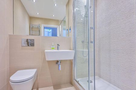 5 bedroom terraced house to rent - Photo 5