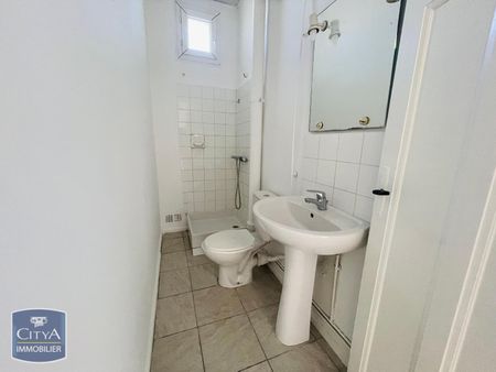 Location Appartement 2 pièces 42m² LA SEYNE SUR MER 83500 - Photo 5