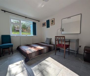 Elmhirst Drive, Totnes - Photo 4