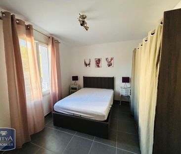 Location Appartement 2 pièces 36m² PORT DE BOUC 13110 - Photo 2