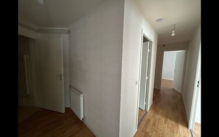 Location Appartement 4 pièces 78 m² La Châtre - Photo 5