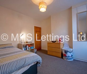 4 Bedroom Mid Terraced House for rent in Welton Place - Photo 6