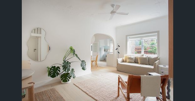 The Mindful Escape - $1,400 a week fully furnished including bills - Photo 1