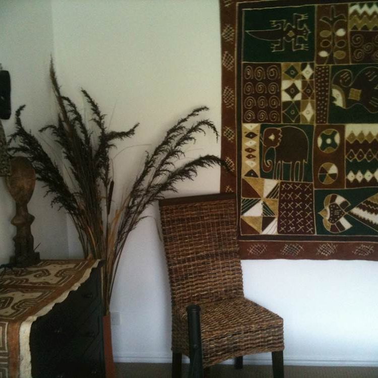 Helensvale - Photo 1