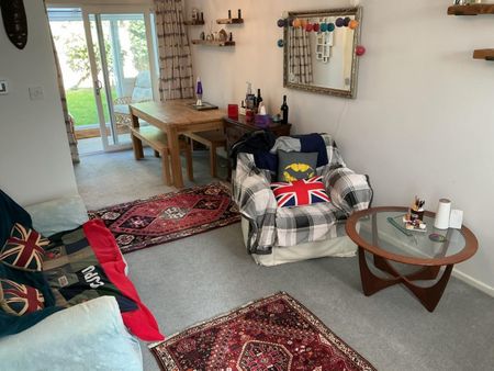 2 bedroom House To Let Total Size: 754 SQ FT - Photo 4