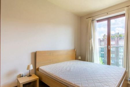 Proche de Stockel, appartement 2 chambres meublé avec terrasse - Photo 3