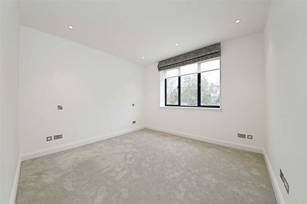 Middleton Road Golders Green NW11 - Photo 1