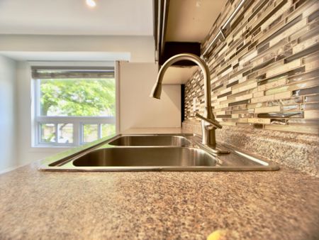 For Lease - 1990 WAVELL Street Unit# 72, London East, Ontario - Photo 2