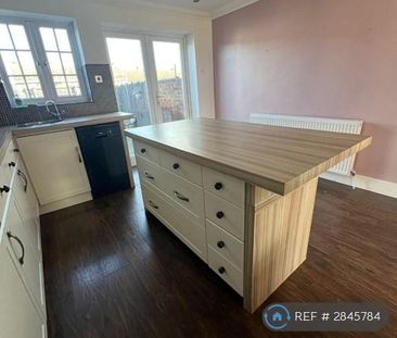 3 bedroom terraced house to rent - Photo 5