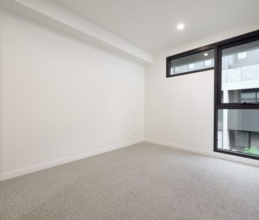 Sophisticated Living in the Heart of Keysborough - Photo 3