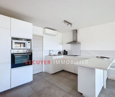 Location Appartement 3 pièces 55m² JUAN LES PINS 06160 - Photo 4