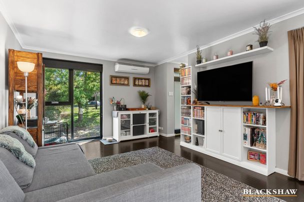 10 MacKenzie Street, Hackett ACT 2602 - House For Rent | Domain - Photo 1