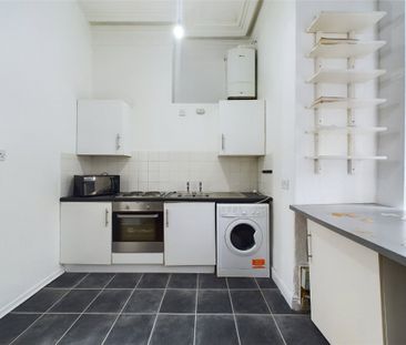 Victoria Crescent, Eccles - Photo 5