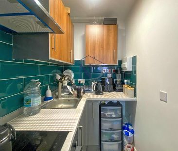 Studio to rent - Photo 5
