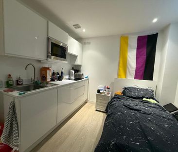1 bedroom flat to rent - Photo 3