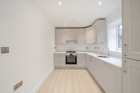 2 Bed Flat, West Hill, CR2 - Photo 5