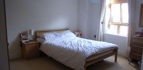 Tanfields, Vachel Road, Reading, RG1 - Photo 2