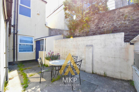 1 bedroom end of terrace house to rent - Photo 2