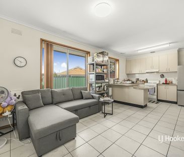 4/21 Beamish Street, Werribee VIC, Belconnen - Photo 3