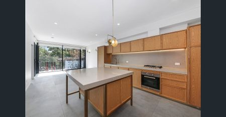 Luxury meets convenience - Photo 4