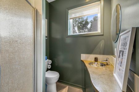 For Lease - 1137 Gladstone Avenue, West Centre Town, Ontario - Photo 4