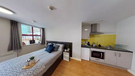 Premium Studio - Double Bed - Photo 5