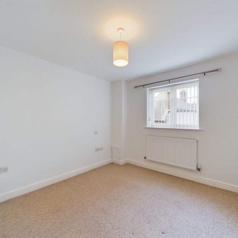 2 bedroom House to rent - Photo 1