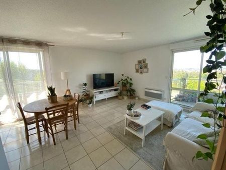 T3 avec balcons et parking - BREGILLE - Photo 2