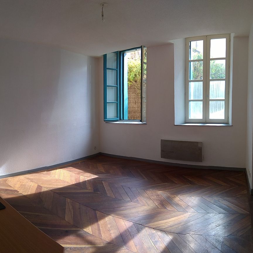Location Appartement 2 pièces 33m² LEZIGNAN CORBIERES 11200 - Photo 1