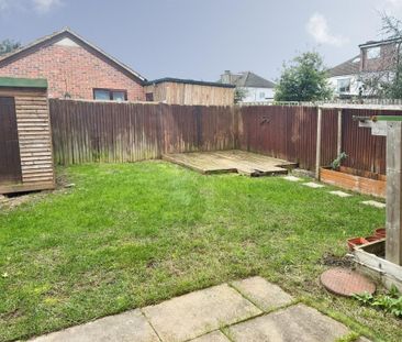 4 bedroom detached house to rent - Photo 5