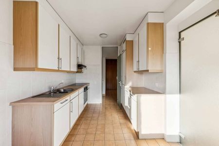 Spacious apartment near the United Nations - Photo 4