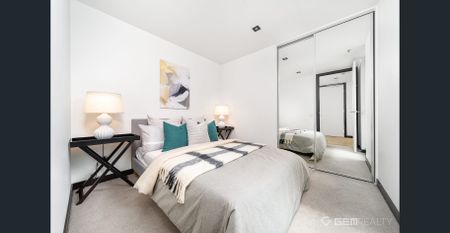 Unfurnished luxury apartment living in a prime lifestyle location - Photo 4