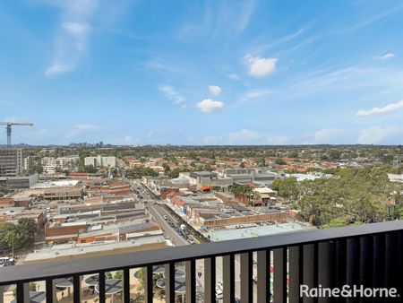 Near New - Furnished Apartment - Photo 3