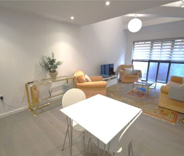 1 Bedroom - Old Station Approach, Winchester - Photo 3