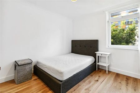 1 bedroom flat in Shaftesbury Street - Photo 3