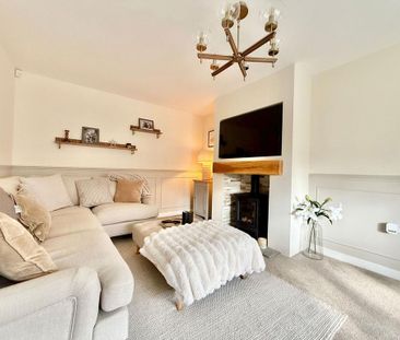 4 bedroom semi-detached house to rent - Photo 2