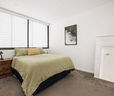 Stylish 1 bed apartment in convenient pocket - Photo 4