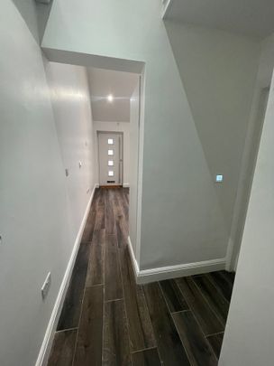 1 Bed Maisonette, Warham Road, CR2 - Photo 1